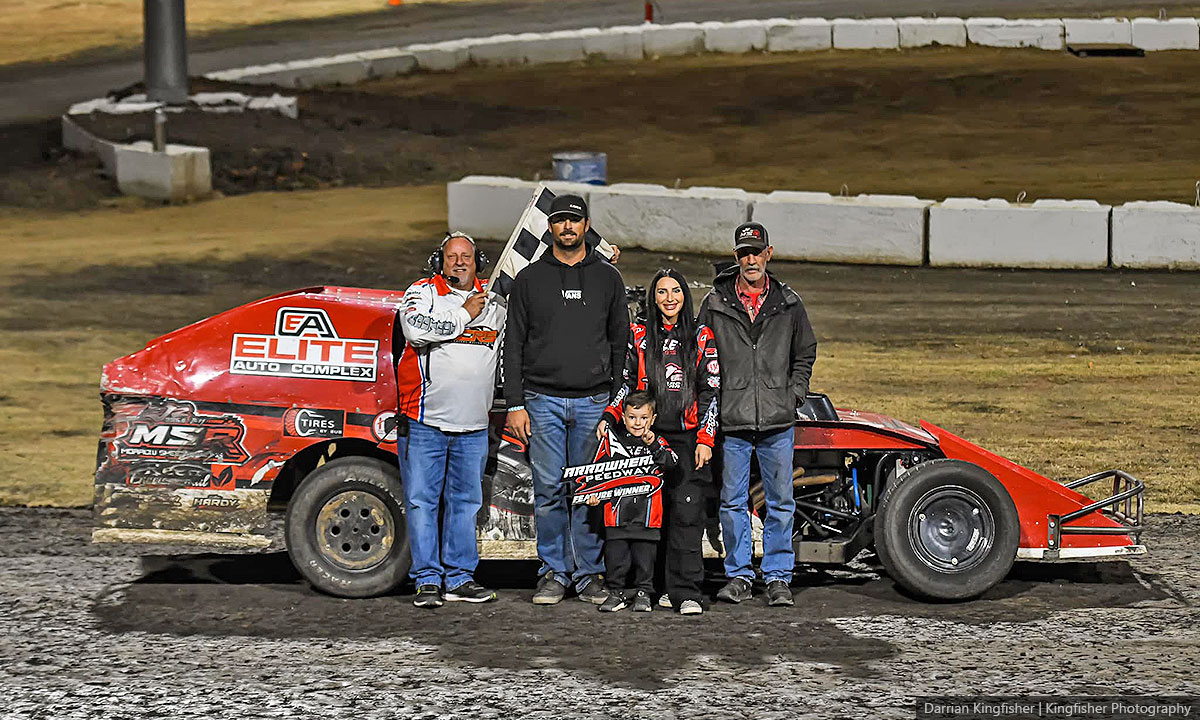 Jon Sheets won the USRA B-Mod main event.